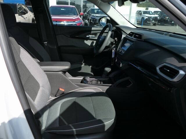 2023 Chevrolet TrailBlazer LS