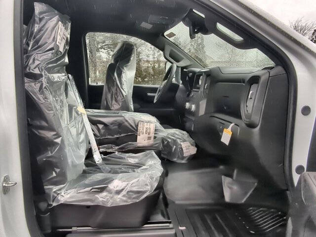 2025 GMC Sierra 2500HD Pro