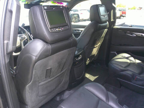 2016 Cadillac Escalade Platinum