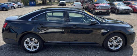 2016 Ford Taurus SEL