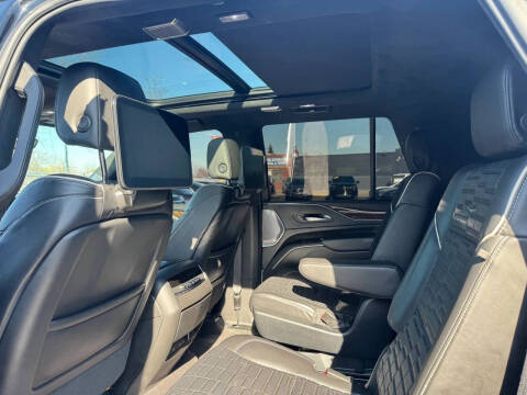 2023 Cadillac Escalade Sport Platinum