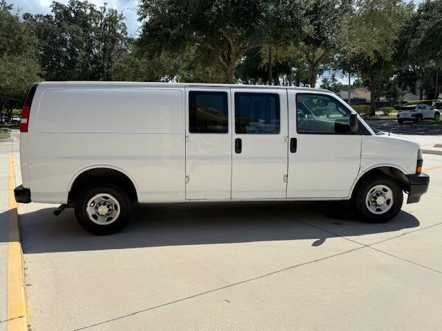 2021 Chevrolet Express 2500