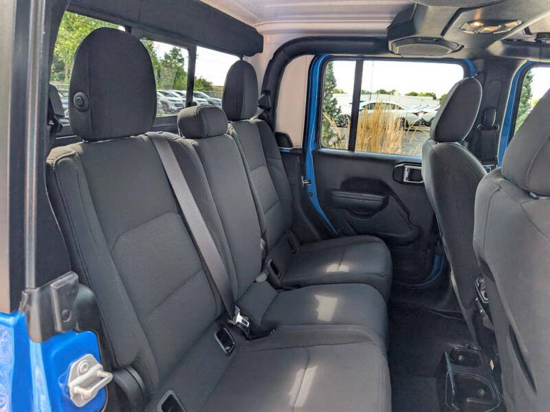 2023 Jeep Gladiator Sport S