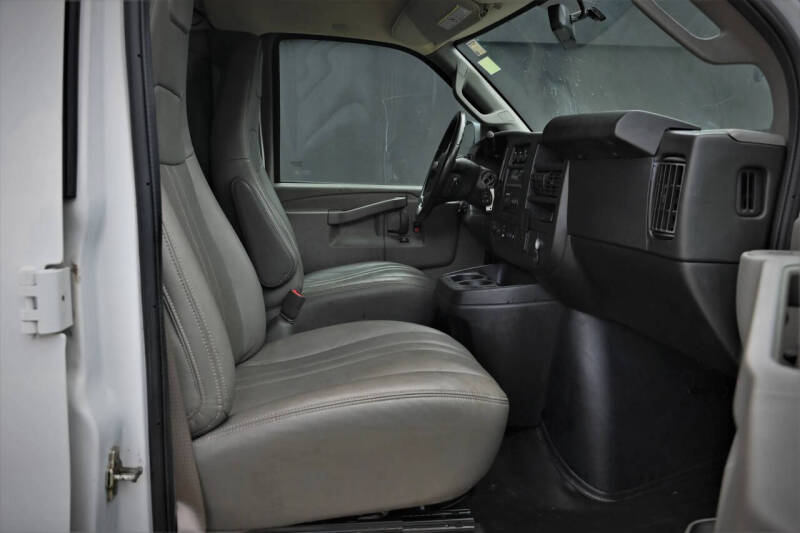 2020 Chevrolet Express 2500