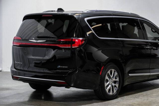 2022 Chrysler Pacifica Hybrid Pinnacle