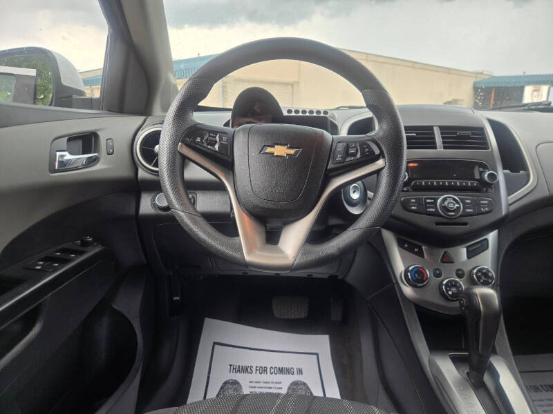 2015 Chevrolet Sonic LT Auto