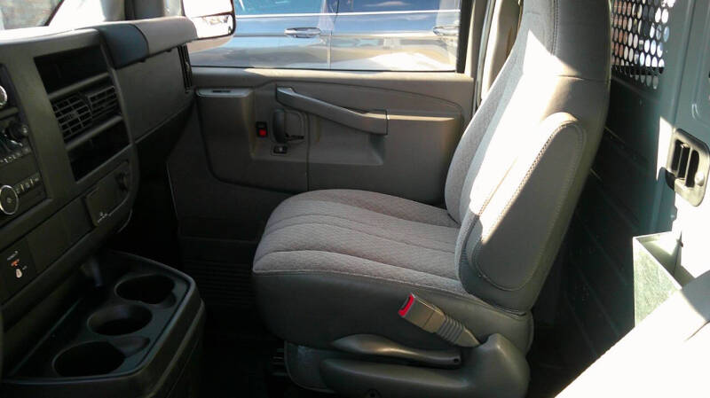 2017 Chevrolet Express 2500