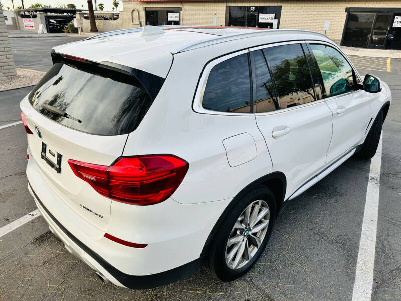 2019 BMW X3 30i photo 8