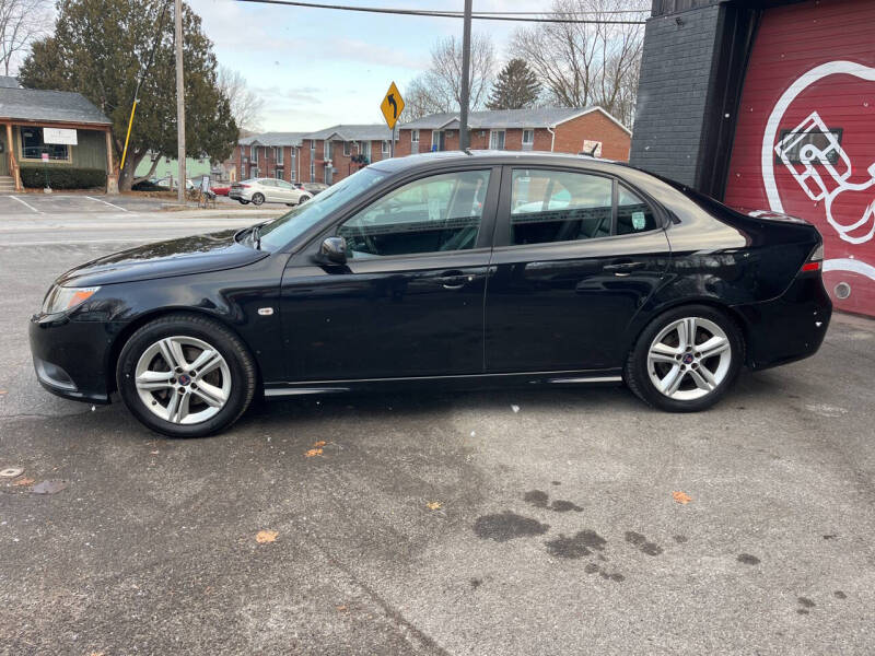 2011 Saab 9-3 Aero photo 2