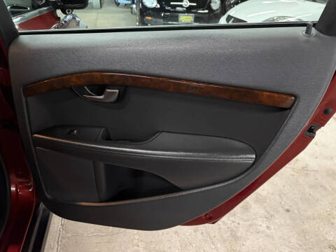 2015 Volvo XC70 T6 Platinum