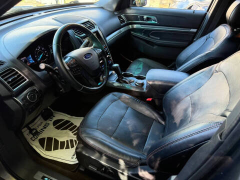 2016 Ford Explorer Sport