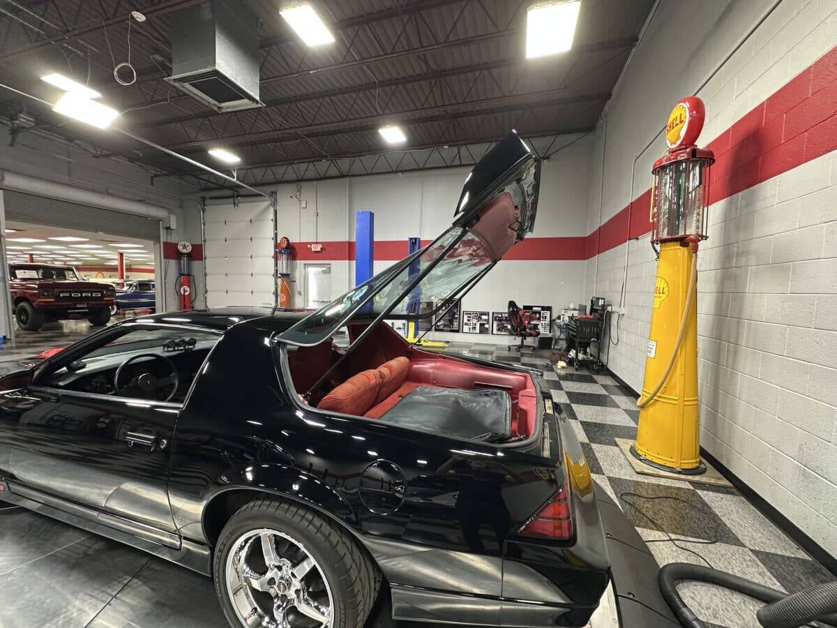 1985 Chevrolet Camaro 38