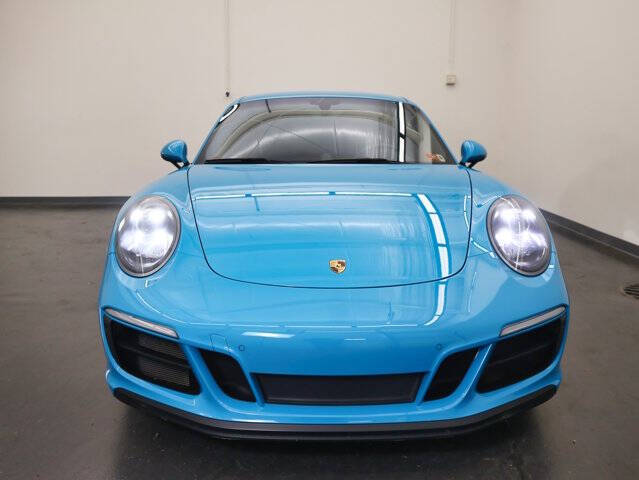 2019 Porsche 911 Carrera GTS