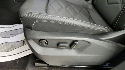 2024 Volkswagen Atlas Cross Sport SE