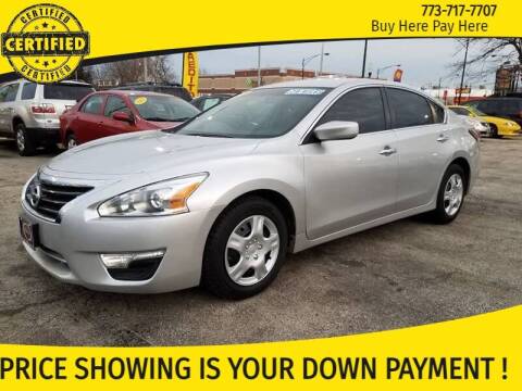 2014 Nissan Altima for sale at AutoBank in Chicago IL