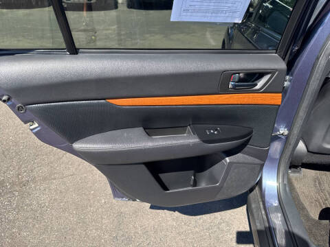 2014 Subaru Outback 2.5i Limited