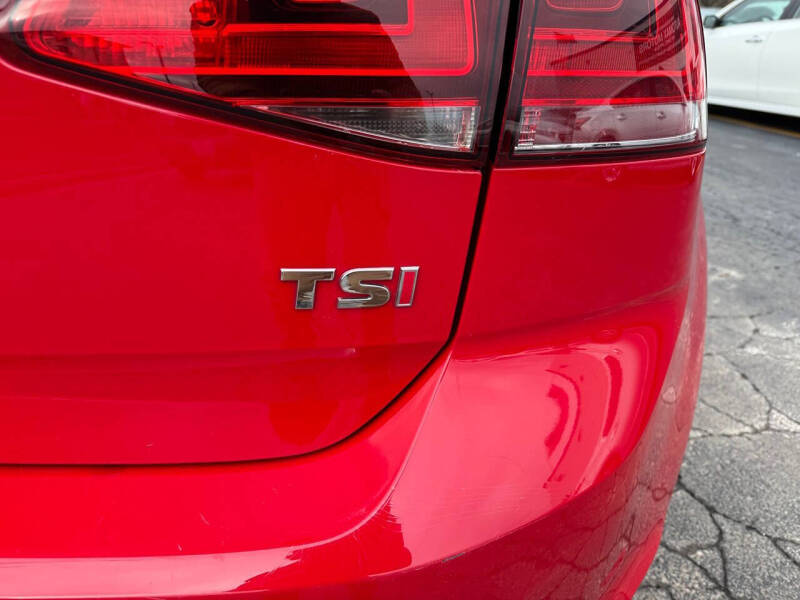 2017 Volkswagen Golf TSI Wolfsburg Edition