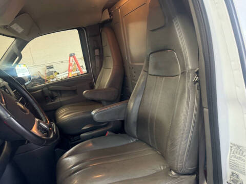 2017 Chevrolet Express 3500