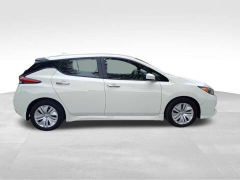 2024 Nissan LEAF S