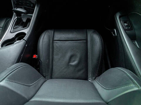 2018 Dodge Challenger SXT Plus