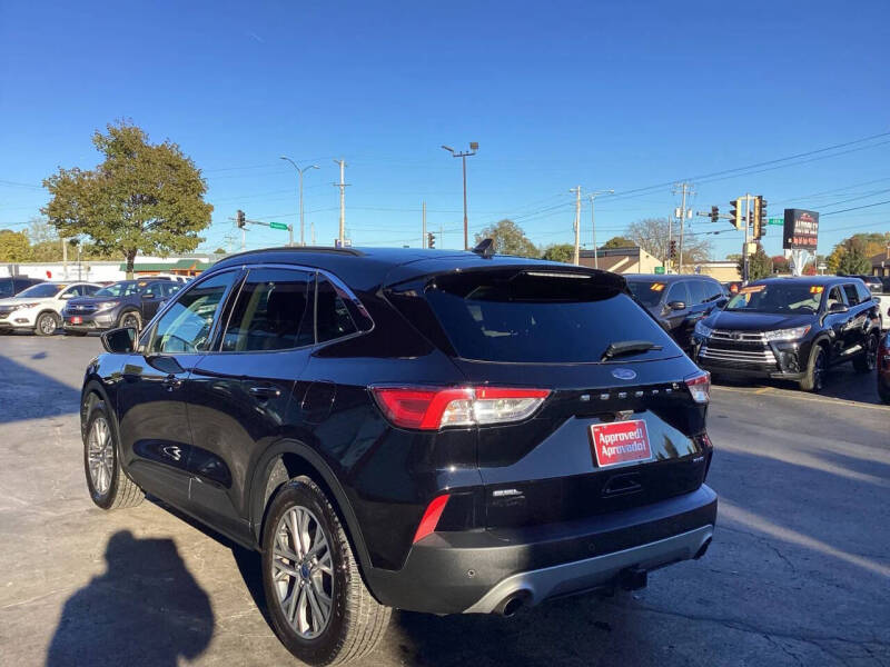 2022 Ford Escape SEL