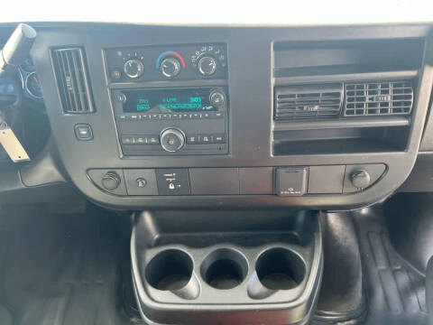 2024 GMC Savana 2500