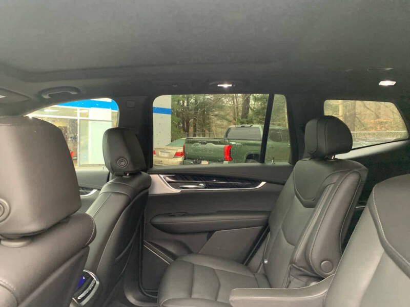 2025 Cadillac XT6 Premium Luxury