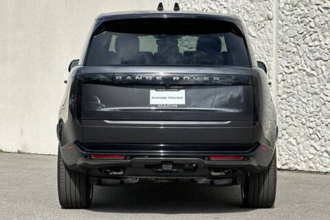 2025 Land Rover Range Rover P530 SE LWB