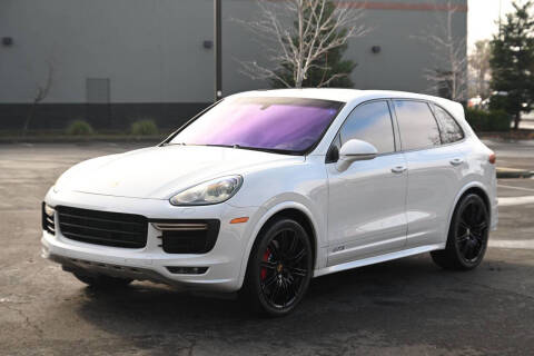 2016 Porsche Cayenne GTS