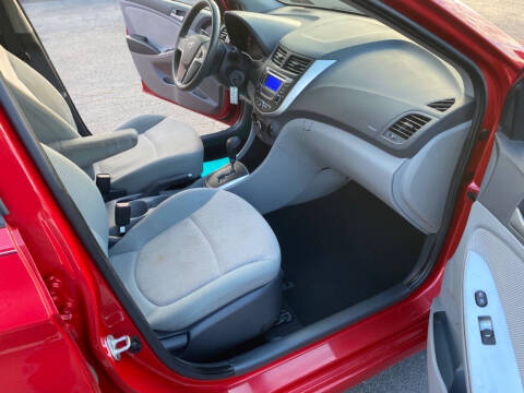 2014 Hyundai Accent GS