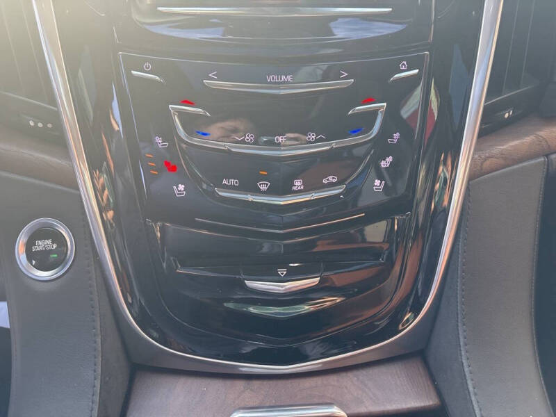 2020 Cadillac Escalade ESV Premium Luxury