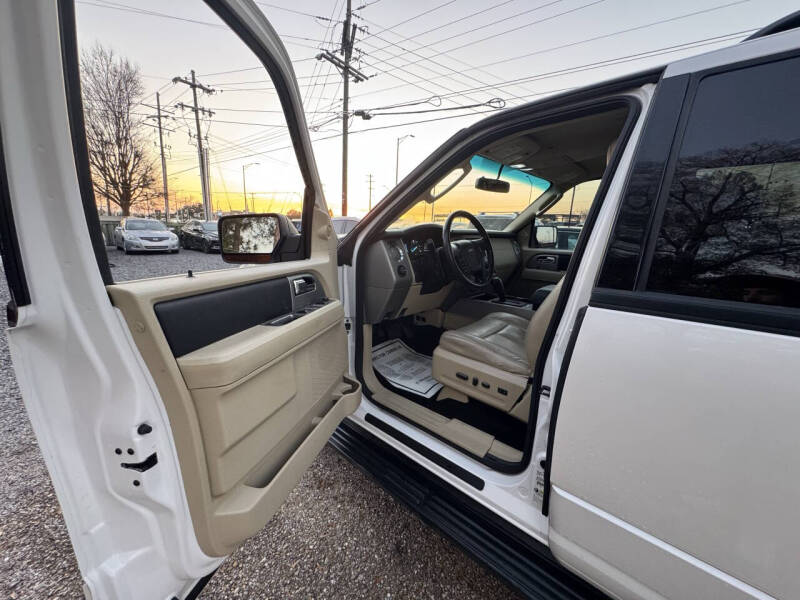 2017 Ford Expedition EL XLT