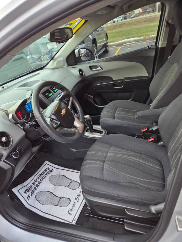 2015 Chevrolet Sonic LT Auto