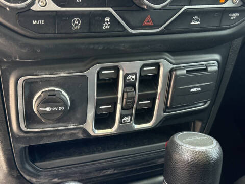 2023 Jeep Gladiator