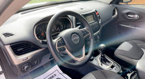 2014 Jeep Cherokee Sport