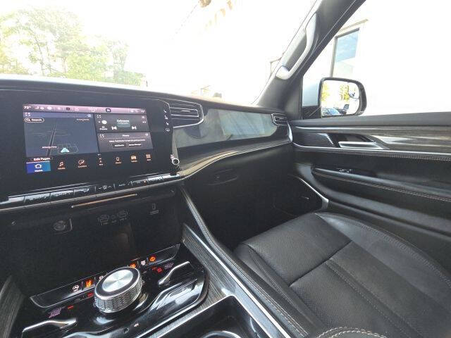 2022 Jeep Wagoneer Series III