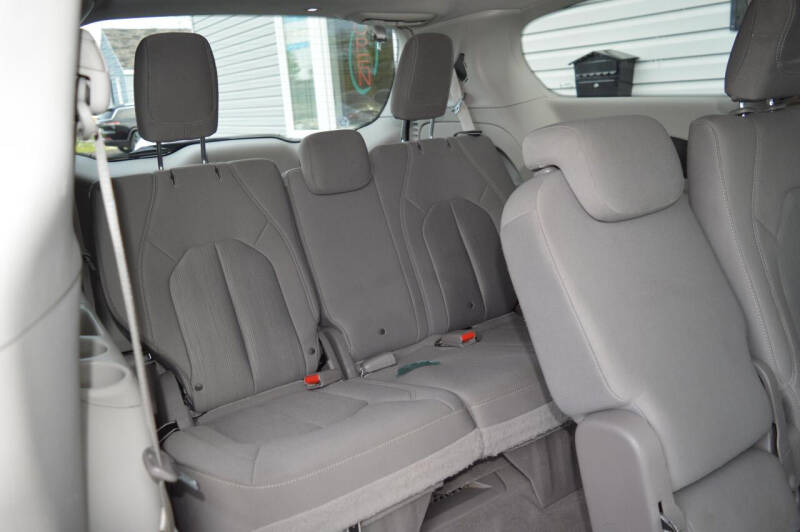 2017 Chrysler Pacifica LX