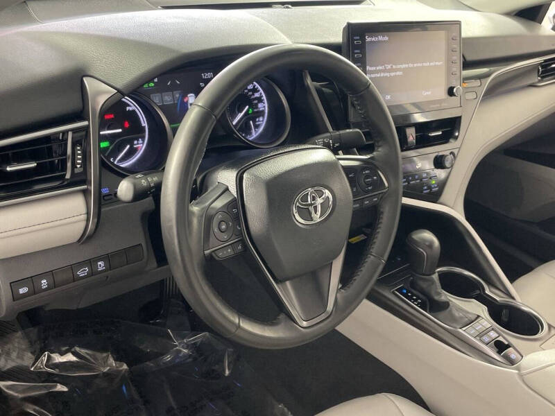 2024 Toyota Camry Hybrid XSE