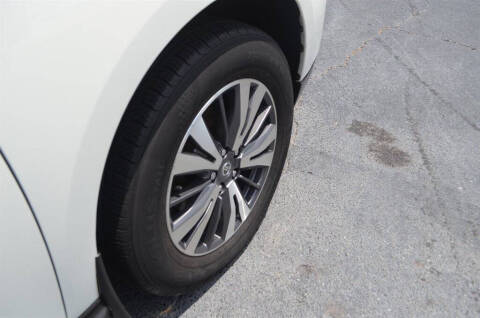 2020 Nissan Pathfinder SL