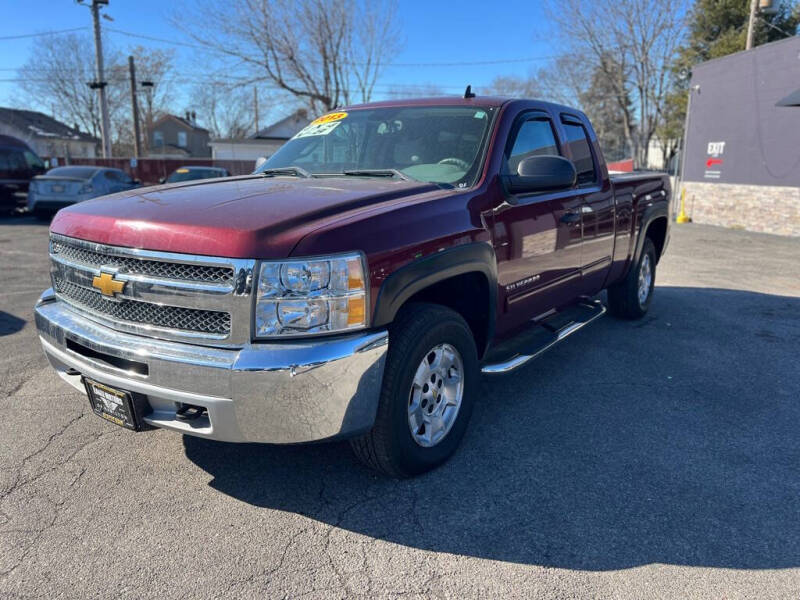 Used 2013 Chevrolet Silverado 1500 LT with VIN 1GCRKSE78DZ183569 for sale in Hamilton, OH