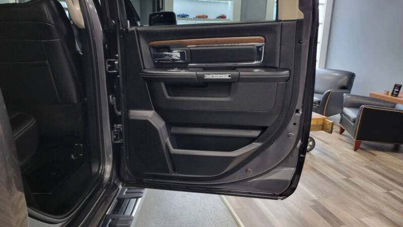 2017 RAM 1500 Laramie