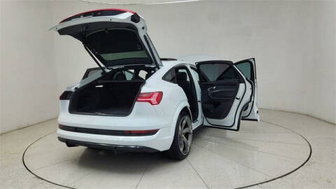 2023 Audi e-tron S Sportback quattro Prestige