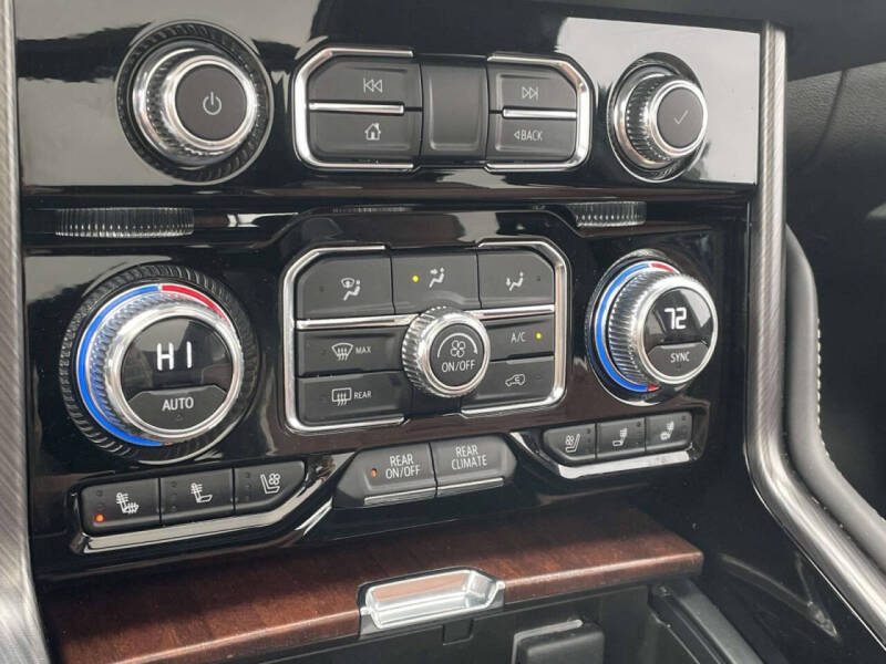 2023 GMC Yukon Denali Ultimate