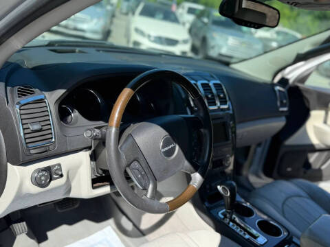 2011 GMC Acadia Denali