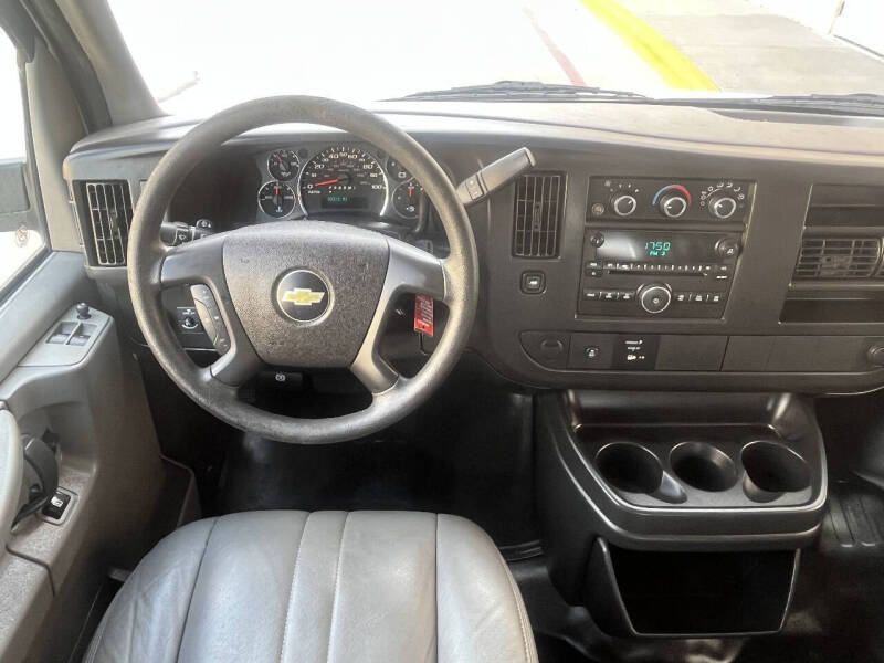 2014 Chevrolet Express 2500