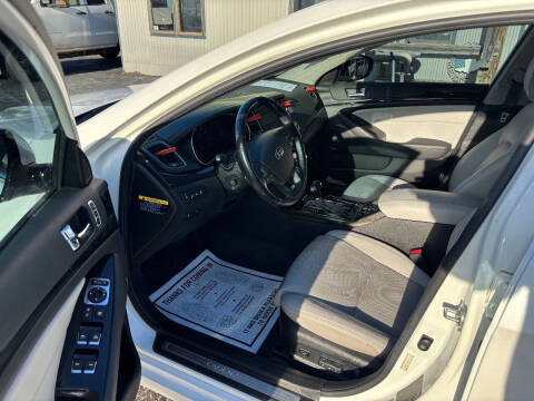 2014 Kia Cadenza Premium