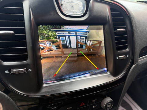 2018 Chrysler 300 S