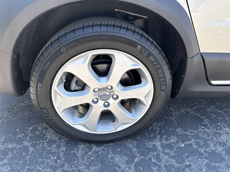 2011 Volvo XC70 T6