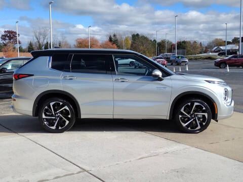 2025 Mitsubishi Outlander PHEV SEL