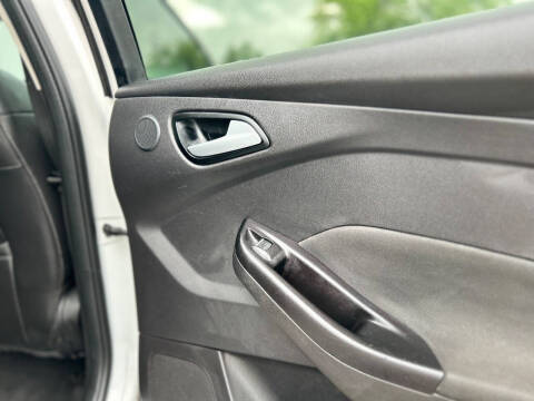 2014 Ford Focus Titanium